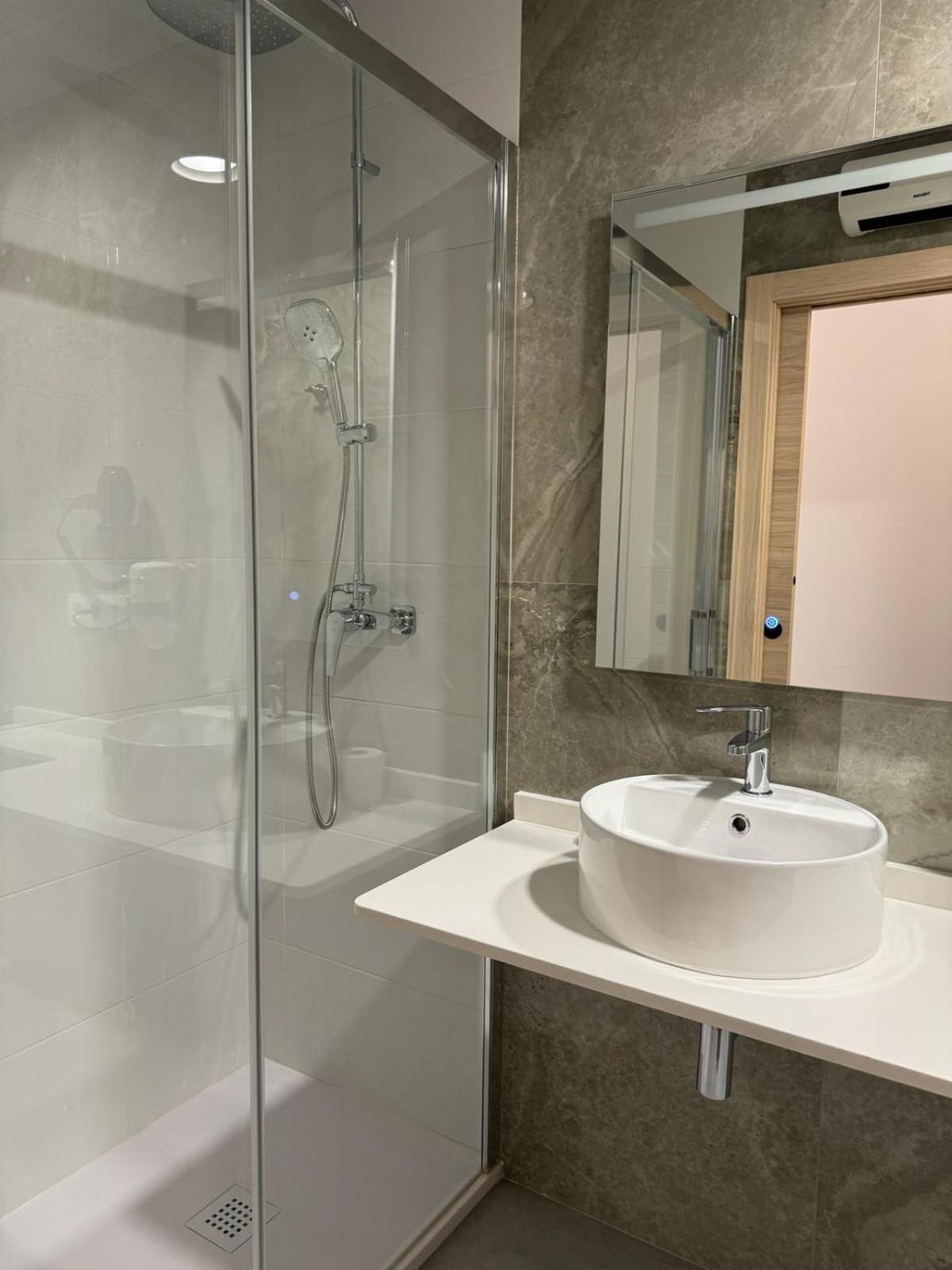 Almar 52 Suites Valenza Esterno foto